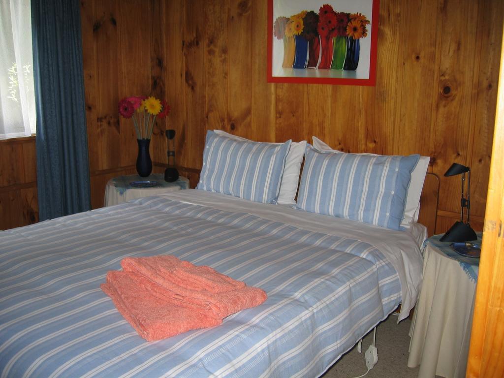 Rapaura Watergardens Bed & Breakfast Tapu Room photo